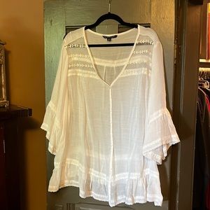 Zac & Rachel sheer blouse.  So pretty.  White. 3X